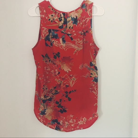 Cute Printed Tank!💋 - Picture 2 of 3